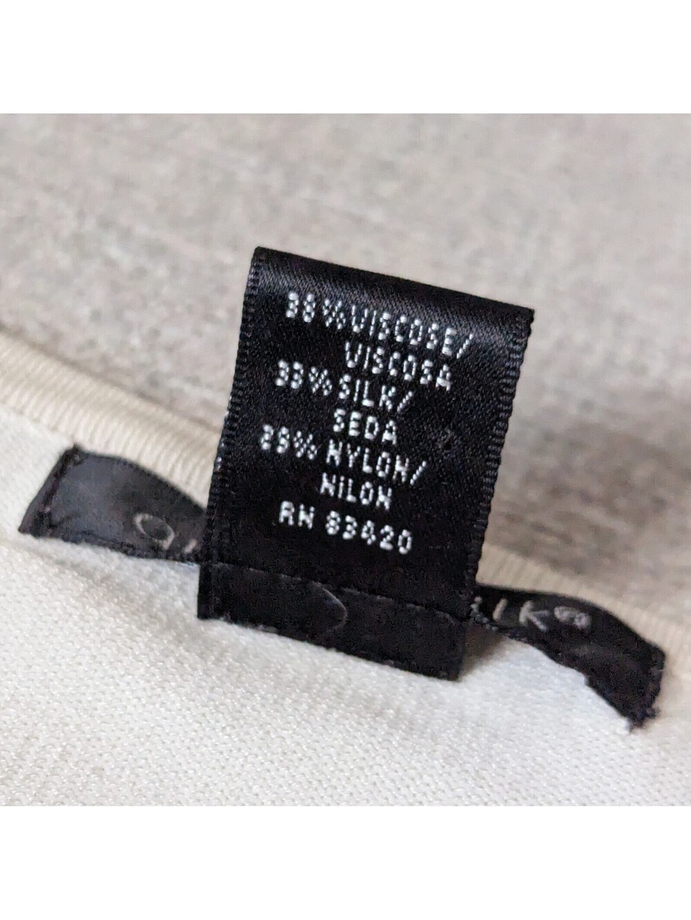 Minimalist silk blend lightweight crew neck cardigan - Picture 6 of 6